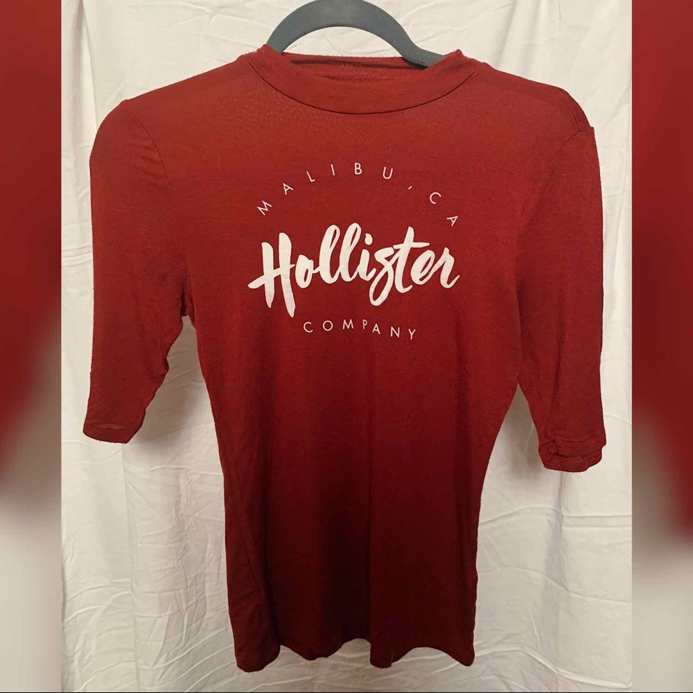 hollister fitted tee